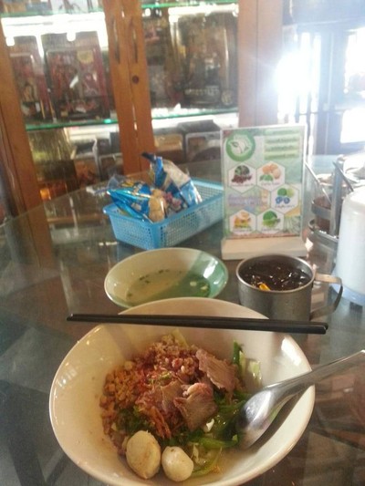 ก๋วยเตี๋ยวสุโขทัย ปากซอยนาคนิวาส 43